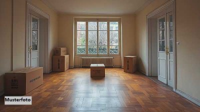 Doppelhaushälfte mit Garten