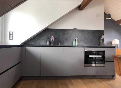 Helle 2-Zimmer-Wohnung mit überdachter Dachterrasse in Dettenheim