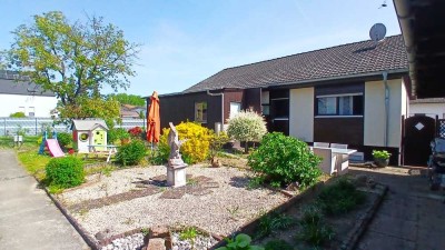 Sonniger Bungalow in ruhiger und idyllischer Lage