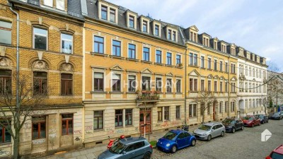 Attraktive Kapitalanlage: Altbau mit Charakter in Neustadt – 2,5-Zimmer-Wohnung mit zwei Balkonen