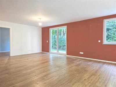 Neuwertige 4-Zimmer Erdgeschosswohnung mit Terrasse