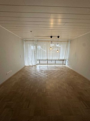 Schöne 3 Zimmer Wohnung mit Garage und Balkon