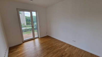 Neubauwohnung nahe Tierpark/Balkon/EBK