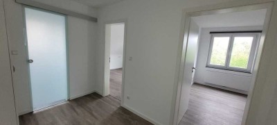 Moderne 2-Zimmer-DG-Wohnung, geh. Innenausstattung und Einbauküche