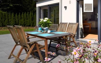 Grillen mit Freunden auf Ihrer Sonnenterrasse! (inkl. Grundstück, Kaufnebenkosten und Keller)