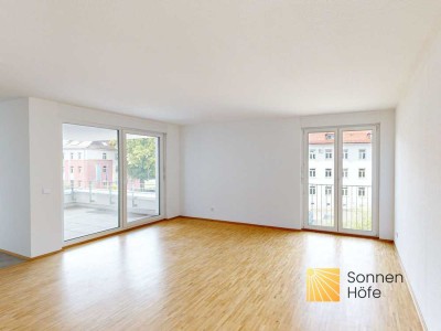 Einzigartige 2-Zimmer-Wohnung mit EBK und zwei Dachterrassen