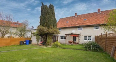 Reihenmittel- & vermietetes Zweifamilienhaus, Kapitalanlage und Eigenheim vereint