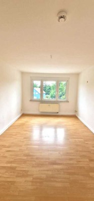 Bezahlbare 3,5 Zimmer Wohnung in Böhlitz-Ehrenberg