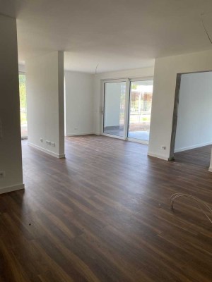 4-Raum-Wohnung mit Terrasse in ruhiger Lage