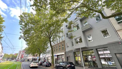 Altbau in direkter Citylage, 4 Zimmer auf 122qm, hohe Decken, Dielenböden, Ost-Süd-Balkon, Fernwärme