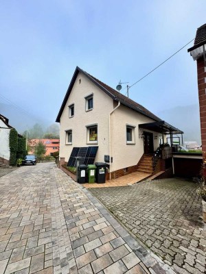 Einfamilienhaus renoviert und provisionsfrei zu verkaufen