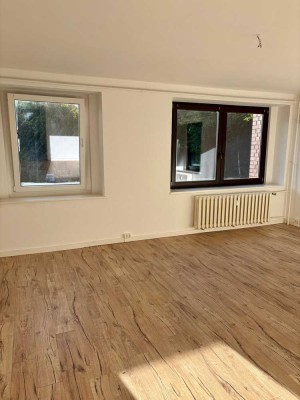 3-Zimmer-Wohnung mit 80 m² auf ruhigem Kirchengelände in Schwerin