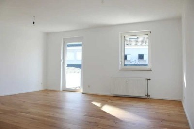 Frisch renovierte 3-Zimmer-Wohnung (75 m²) mit Balkon, neuer Einbauküche & Stellplatz in Erftstadt