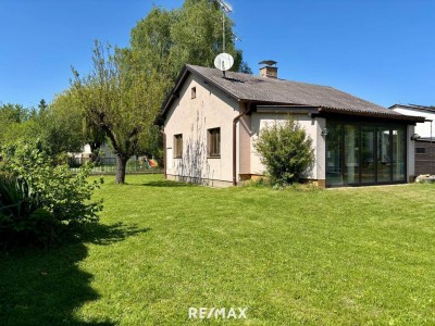 Wohnen auf einer Ebene! Gepflegter Bungalow mit großem Garten in attraktiver Lage!
