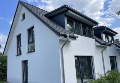 Doppelhaushälfte im Hamburger-Speckgürtel (Henstedt-Ulzburg Süd)