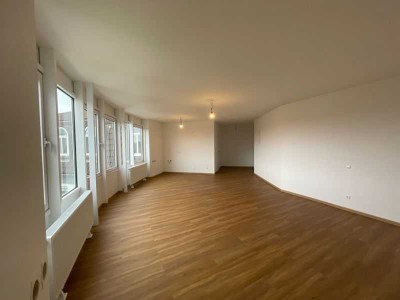 2. Bezug nach Sanierung 1-Zimmer Apartment mit EBK - Düsseldorf