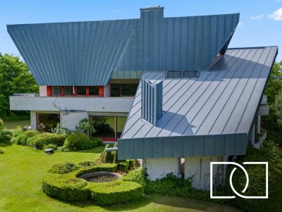 Pure Exklusivität! Einzigartige Architektenvilla mit Parkgarten, Pool & atemberaubendem Weitblick