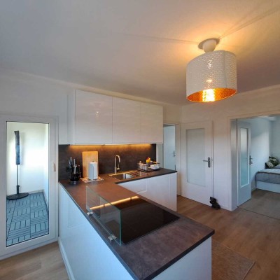 Zi. 2 in 3er WG ( only male ) in sanierter Denkmalschutzwohnung mit großem begrünten Innenhofbereich