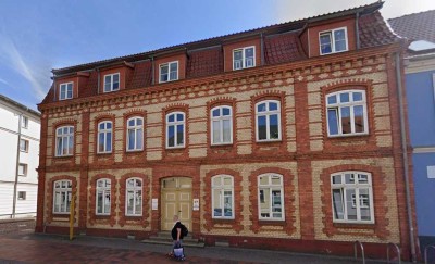 Freundliche und gepflegte 2-Zimmer-DG-Wohnung mit Balkon in Ribnitz Damgarten