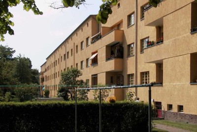 Wohnung mit Balkon und großem Bad, ruhig gelegen in Stadtfeld West