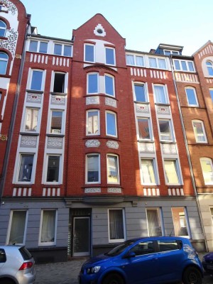 Kiel - Nähe Brauereiviertel: Vermietete 2 Zimmer Eigentumswohnung mit Balkon zu verkaufen.