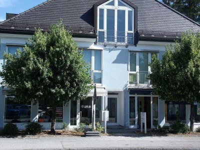 Sehr gepflegtes  Wohn- und Geschäftshaus mit TG in München-Obermenzing