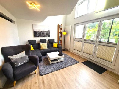 Exklusive 3,5 Zi. Galerie-Wohnung mit idyllischem Garten in Aalen