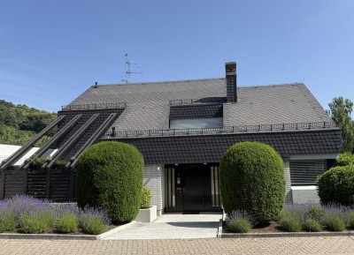Haus am Hang  mit Einliegerwohnung und lux. Innenausstattung in Neustadt an der Weinstraße Hambach