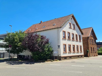 Zweifamilienhaus in Edenkoben mit weiterem Potential