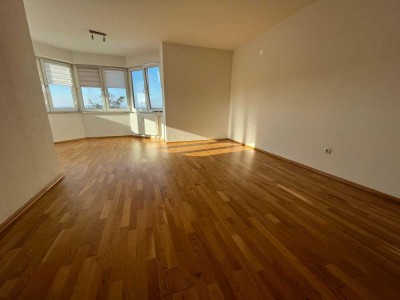 Zu vermieten: Charmantes, lichtdurchflutetes 1-Zimmer-Apartment