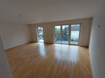 Ruhige und helle 2-Zimmerwohnung mit Balkon in Liederbach *** Derzeit keine Besichtigungstermine ***