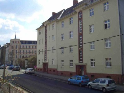 Stadtnahe 3 Raum EG Wohnung sucht neue Mieter
