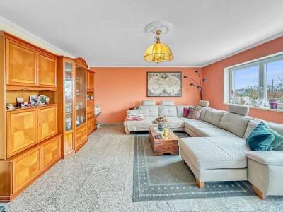 Maisonette-Wohnung mit Reihenhaus Charakter + Dachterrasse & Garten in beliebter Lage