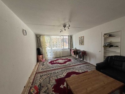 Vermietete 3-Zimmer-Wohnung mit Potential und großem Balkon