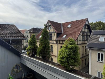 Traumhafte 3-Zimmerwohnung mit Wintergarten und Dachterrasse in Walllage von Braunschweig !