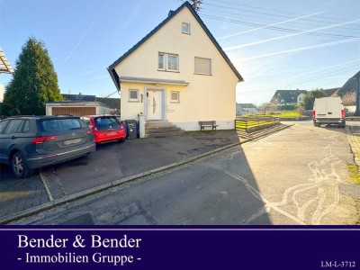 Freistehendes Einfamilienhaus mit Garten und Garage in ruhiger Lage in Hahn am See!