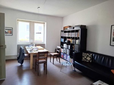Einfache, gepflegte 3-Zimmer-Altbauwohnung in Karlsruhe-Südstadt!