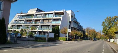 ATTRAKTIVE 2 ZIMMER WHG IN BESTER STADTLAGE MIT EBK,BALKON UND TG STELLPLATZ