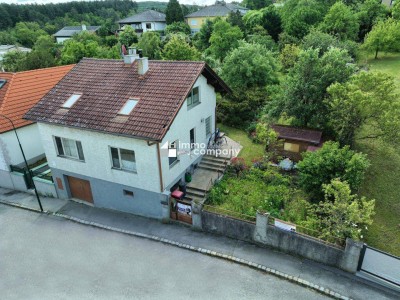 Renovierungsbedürftiges Haus mit idyllischen, großen Garten in Sommerein zu verkaufen!