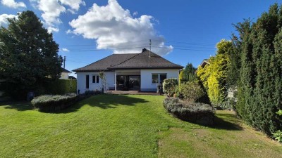 Modernes Einfamilienhaus mit Einliegerwohnung und lichtdurchfluteter Raumaufteilung in Ransbach-Baum