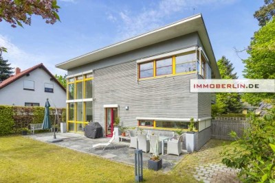 IMMOBERLIN.DE - Lichtdurchflutetes Architektenhaus mit Südterrasse in familiärer Lage