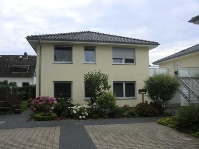 Neuwertige 3-Raum-Wohnung mit Terrasse in Langenhagen
