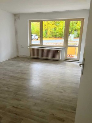 Ihr neues Zuhause in Gebhardshagen – helle 3-Zimmer-Wohnung mit Balkon
