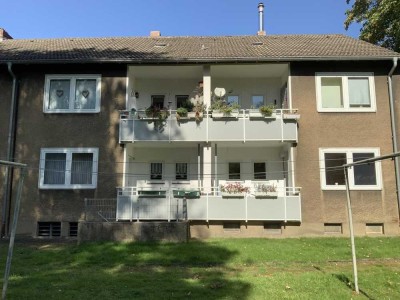 Wir renovieren für Sie! 2-Zimmer-Wohnung in Herten Disteln mit Balkon