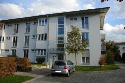 Ottobrunn: Moderne, ruhige und helle 3-Zimmer-Wohnung