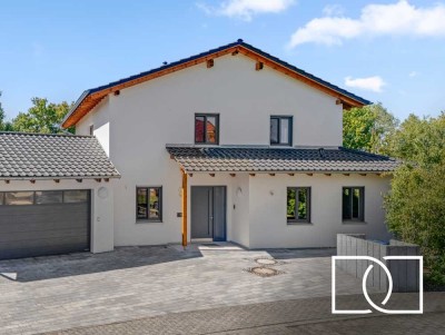 Energieeffizienter Neubau! Hochwertiges Einfamilienhaus mit Wohnkeller und Aufzug in ruhiger Lage