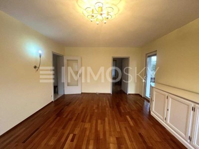 ** Großzügige Wohnung im schönen Biebrich **