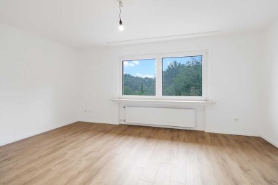61 m² frisch renovierte 2-Zi.-Wohnung mit modernem Bad - ideal für Anleger & Eigennutzer