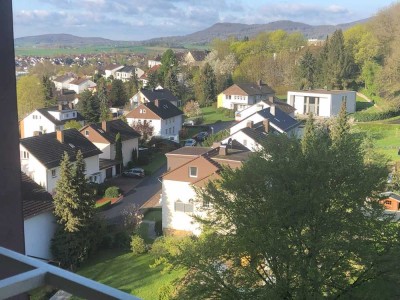 3-Zimmerwohnung, Balkon, Einbauküche, barrierefrei, PKW Stellplatz