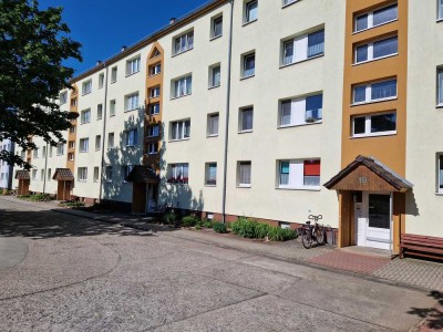 großzügige 2-Raum-Wohnung mit Balkon